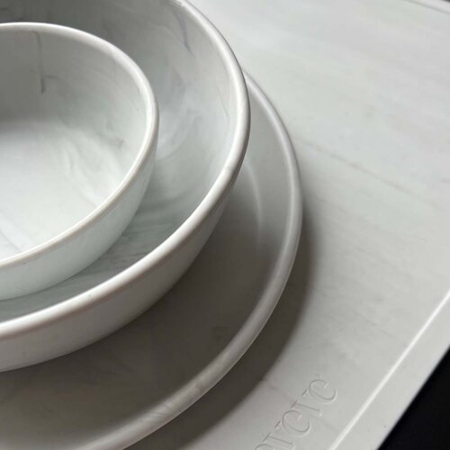 Eeveve&amp;reg; silikonski tanjur large marble cloudy gray Slike