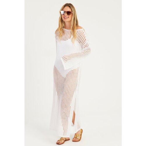 Cool & Sexy Women's White Mesh Kaftan Cene