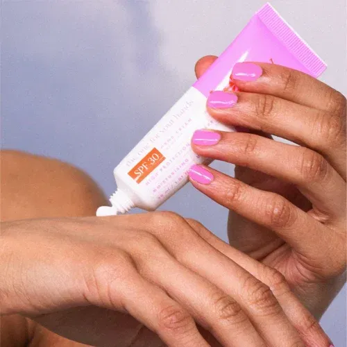 hello sunday the one for your hands zaštitna krema za ruke SPF 30 30 ml