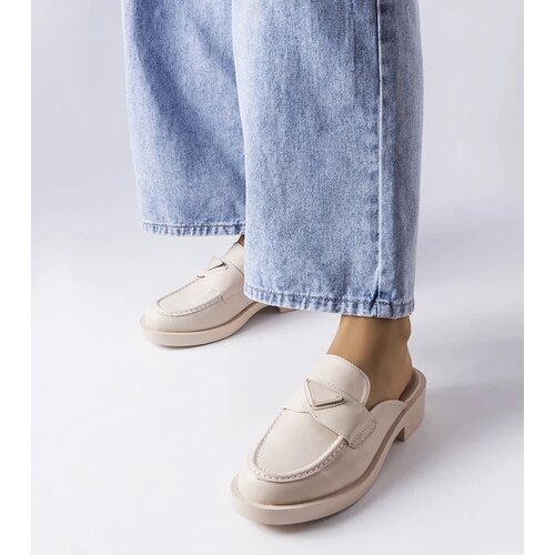  Beige closed-toe slides Berkshire Slike