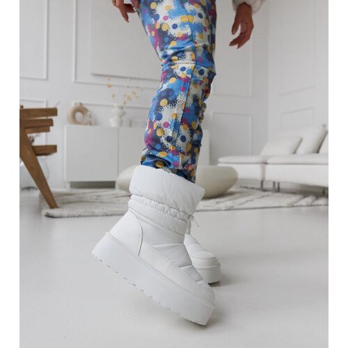 Gemre White insulated platform snow boots Polk Cene