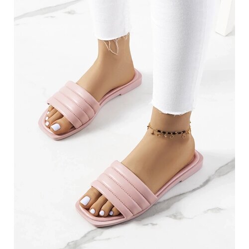 D/CEO White slides Ypsy Slike