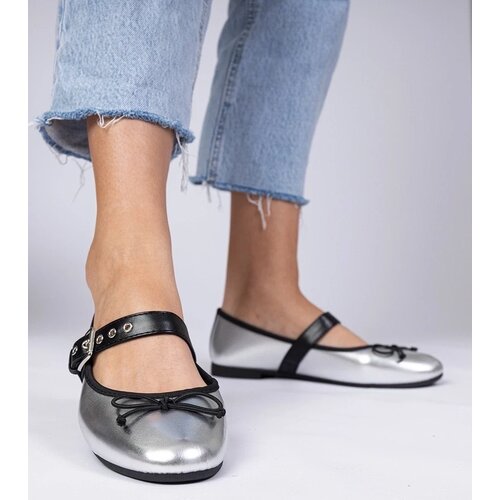D/CEO marka niezdefiniowana Silver women's ballet flats with bow Mansy Cene