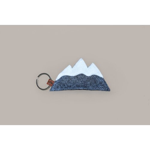 Tri Gore obesek za ključe triglav Cene