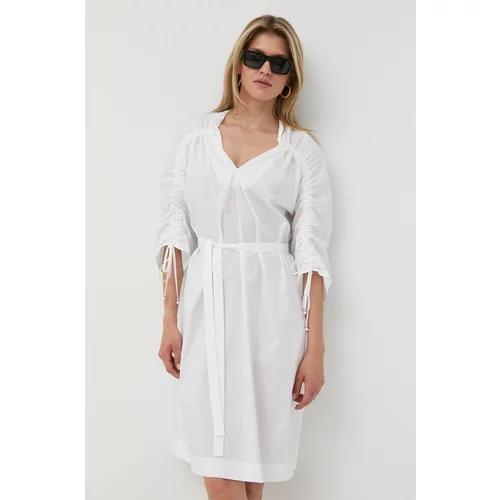 Boss Pamučna haljina boja: bijela, mini, širi se prema dolje