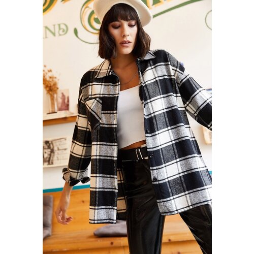 Olalook Women&amp;#039;s Black and White One Pocket Thick Plaid Lumberjack Shirt Slike