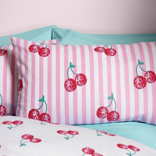 Catherine Lansfield Bela/rožnata posteljnina za zakonsko posteljo 200x200 cm Disco Cherries Stripes &amp;ndash; Slike