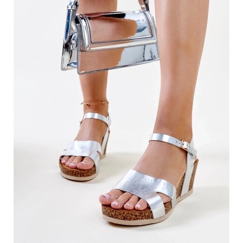 D/CEO Yellow sandals Dolores Cene