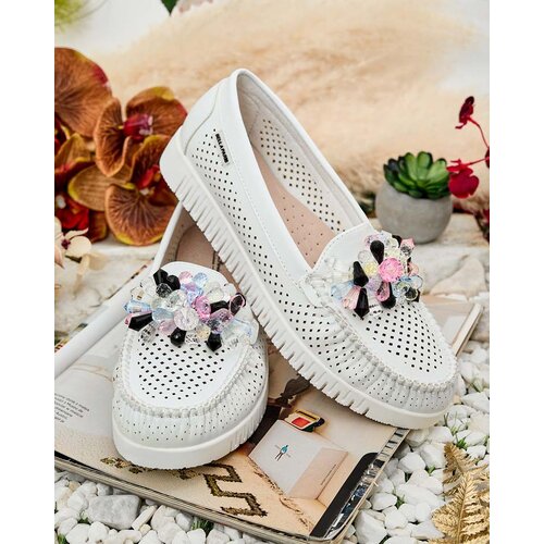 Resti Women's beaded openwork moccasins Nasfali Cene