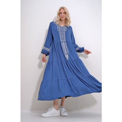 Trend Alaçatı Stili Women's Indigo V-Neck Ethnic Patterned Skirt Flounced Viscose Dress Cene
