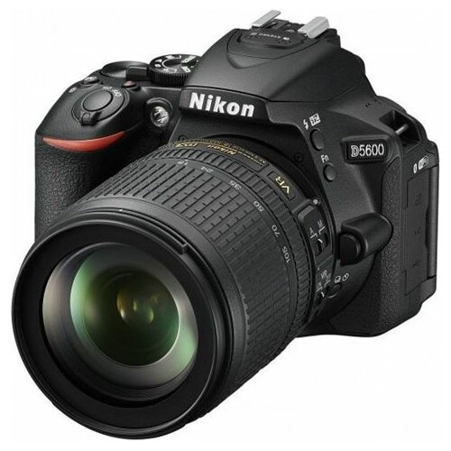 Nikon D5600 SET 18-105mm VR AF-S digitalni fotoaparat Slike