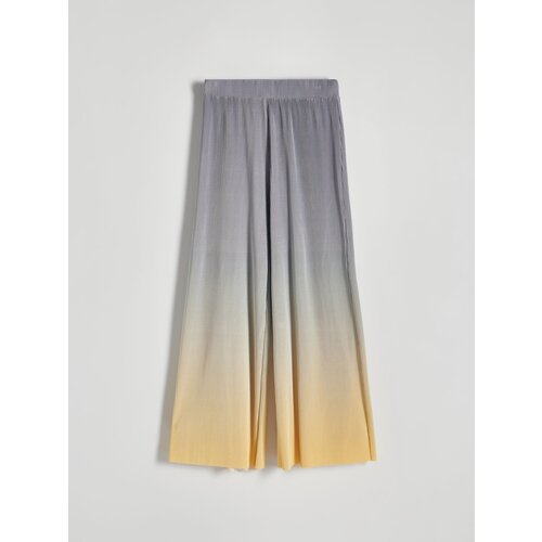 Reserved - Plisirane wide leg hlače - šaren Cijene