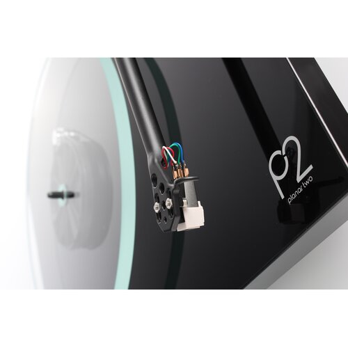 Rega planar 2 gramofon crn z vgrajenim zvocnikom carbon Slike
