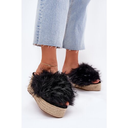 Boto Women's wedge sandals with fur and braiding black Virela Cijene