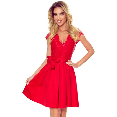 Numoco Neckline Dress Cene