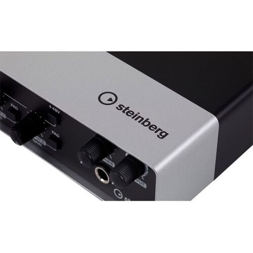 Steinberg UR242 USB zvočna kartica, 24-Bit/192 kHz - - Audio-Kondric Slike