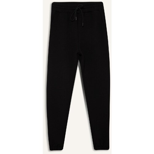 Defacto Fit Standard Fit Long Jogger Sweatpants with Pockets and Elastic Waistband Slike