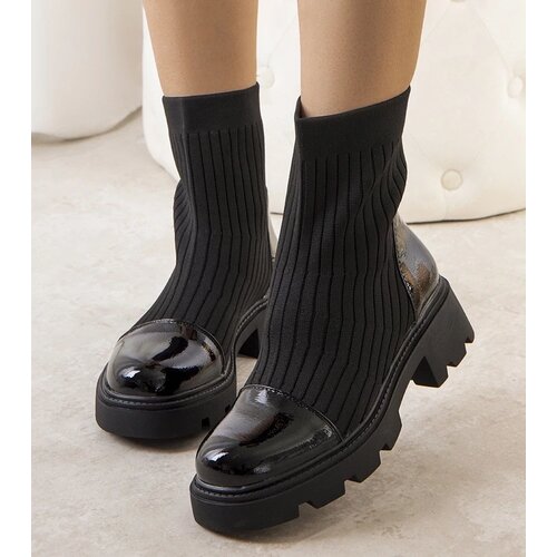 D/CEO Black patent leather insulated boots Campi Cijene