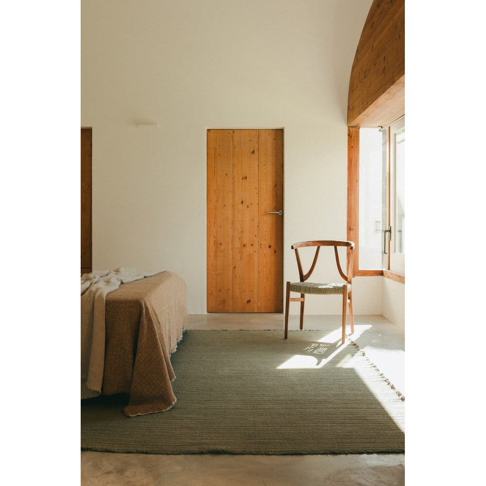 Lorena Canals Kaki zeleni ručno rađen pamučan tepih 200x300 cm Handloom &amp;ndash; Slike