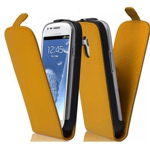 Cadorabo Ohi&scaron;je, združljivo z Samsung Galaxy S3 MINI v rumena - Za&scaron;čitni ovitek v obliki flipa iz gladkega umetnega usnja, (20552484) Cene