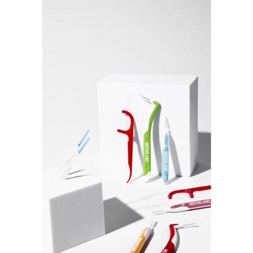 MEDIBLANC Interdental Pick-brush Angle medzobna &amp;scaron;četka 6 ks 0,7 mm Yellow 6 kos Slike