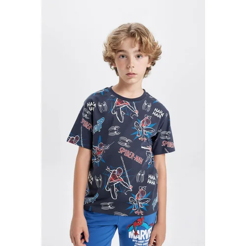 Defacto Boy's Marvel Spiderman Crew Neck Short Sleeve T-Shirt