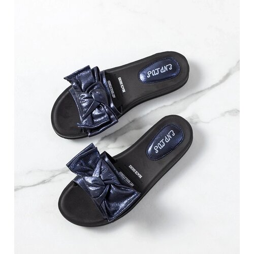 D/CEO Glossy silver flip-flops Cher Cene