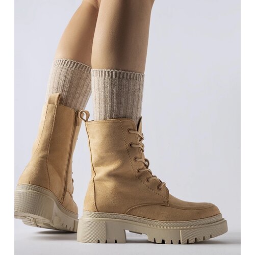 Gemre Brown boots with a chunky sole Riel Cene