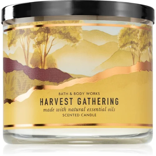 Bath & Body Works Harvest Gathering dišeča sveča 411 g