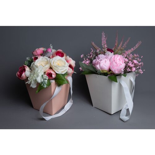Lilium aranžman u pap.tašni cveće/ptičica 25cm, mix 2, 536401 Cene