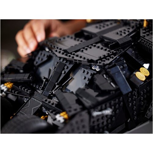 Lego Super Heroes kocke Super Heroes Batman Batmobile&amp;trade; Tumbler 76240 Slike