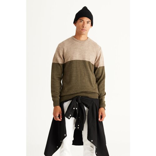 AC&Co / Altınyıldız Classics Men's Beige-khaki Standard Fit Normal Cut, Crew Neck Colorblok Patterned Knitwear Sweater. Slike