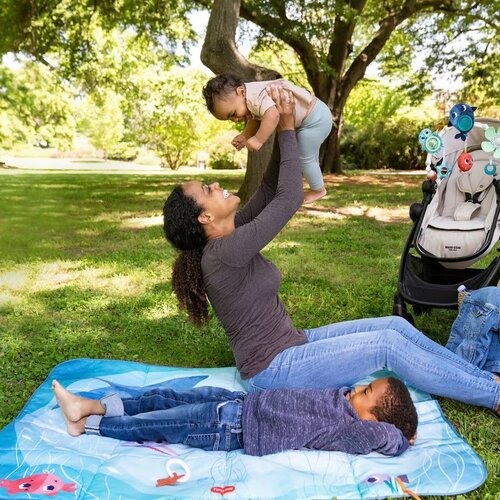 Tiny Love XL podloga za igru i piknik Outdoor Picnic Mat, Ocean Slike