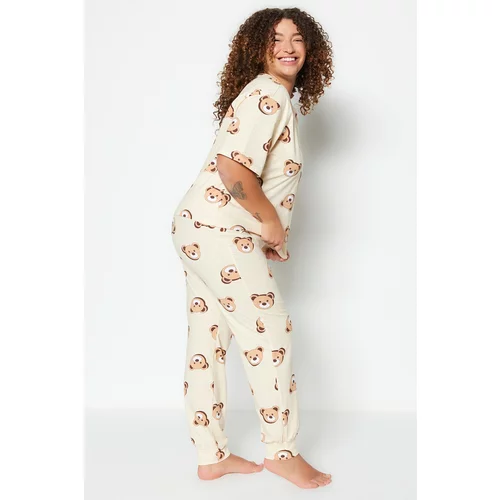Trendyol Curve Plus Size Pajama Set - Ecru - Graphic