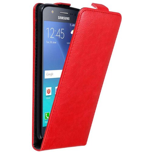 Cadorabo Ohi&scaron;je, združljivo z Samsung Galaxy J5 2015 v rdeče jabolko - Za&scaron;čitni ovitek v obliki flipa z magnetnim zapiranjem, (20562164) Cene