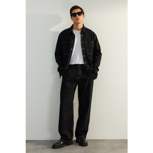 Trendyol Limited Edition Men's Black Wide Cut Denim Jeans with Contrast Stitching. Cijene