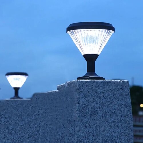  Solarna ulična lampa za dvori&amp;scaron;te i sigurnu noćnu rasvetu Slike