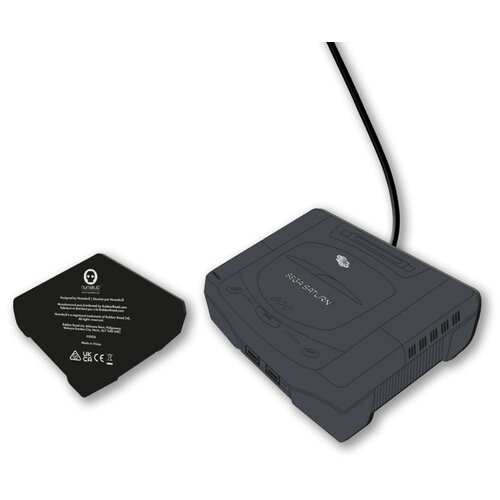 Numskull uradna brezžična polnilna podloga za konzolo SEGA Saturn - 10 W hitri polnilnik Qi za vse brezžične naprave Qi, (21240813) Cene