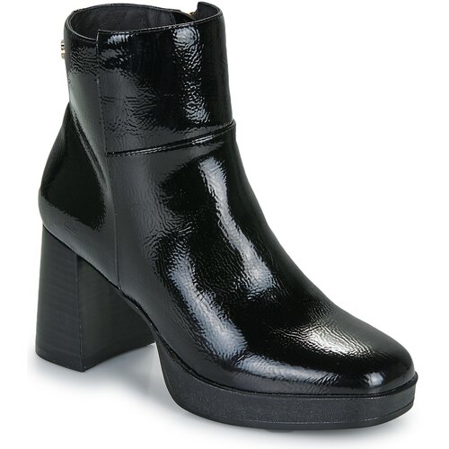 Carmela Gležnjarji 162719-BLACK-PATENT Črna Slike