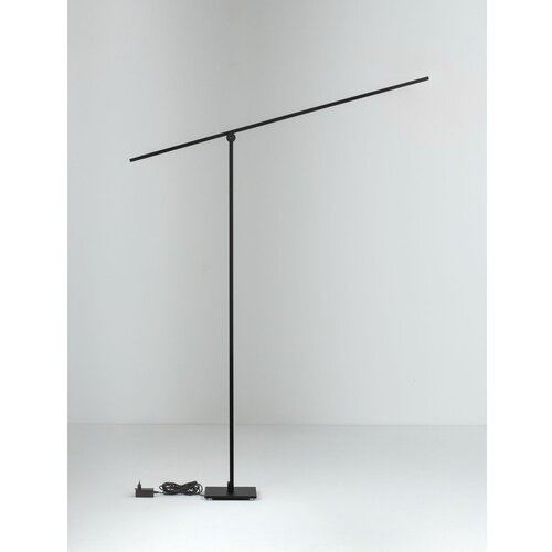 Nova Luce Mat crna metalna LED stojeća svjetiljka sa savitljivom konstrukcijom/s mogućnosti zatamnjivanja (visina 144 cm) Tenso &amp;ndash; Slike