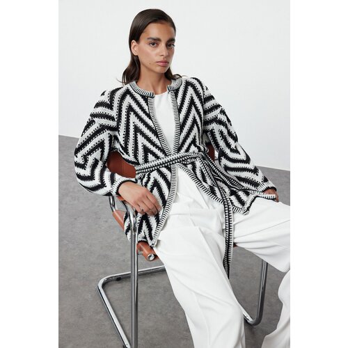 Trendyol Ecru Zigzag Patterned Belted Wide Fit Knitwear Cardigan Slike