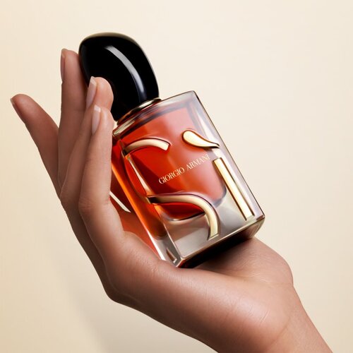 Armani S&amp;igrave; Parfum parfem za žene 50 ml Slike