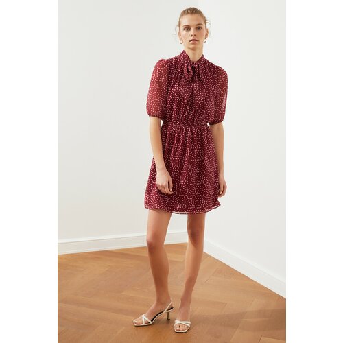 Trendyol Burgundy Scarf Collar Dress Slike