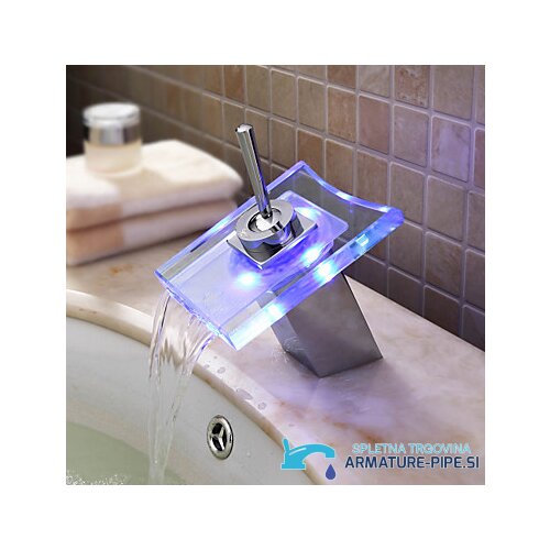 LED pipa za kupaonicu EYN MF161 | Suvremeni dizajn kupaonske armature s slapom Slike
