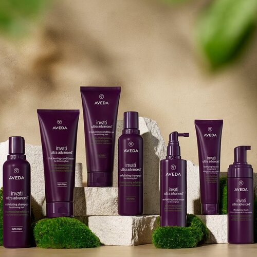 Aveda Invati Ultra Advanced&amp;trade; Exfoliating Shampoo Light nežni čistilni &amp;scaron;ampon s piling učinkom 50 ml Slike