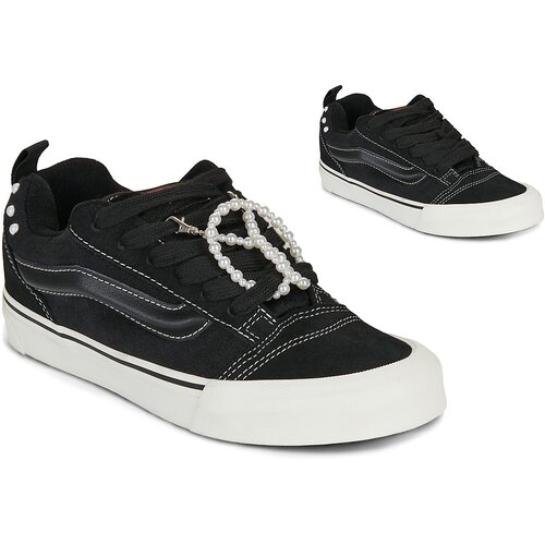 Vans Nizke superge Knu Skool Črna Slike