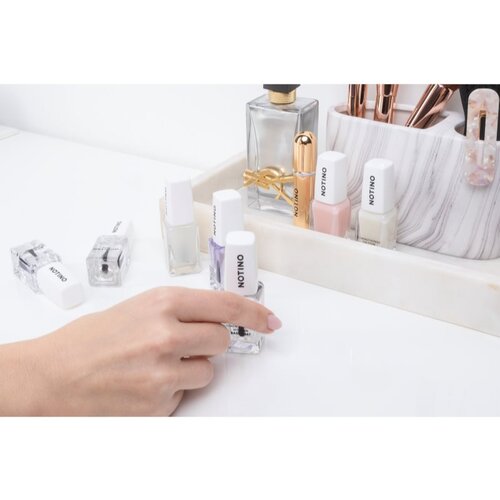Notino Nail Care Strengthening Vitamin Base Coat negovalni lak za nohte z vitamini A, C, E 10 ml Cene