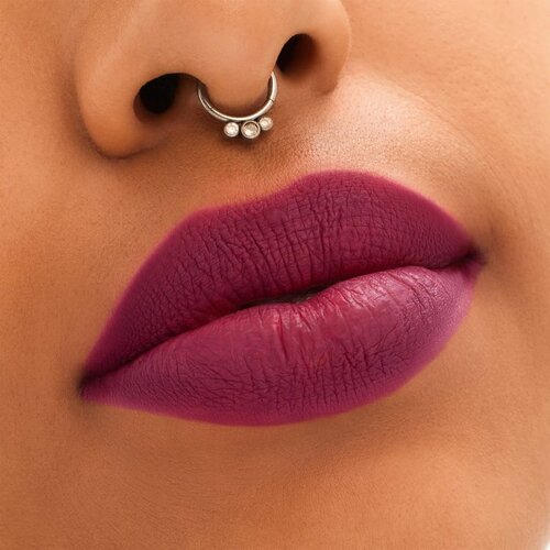 MAC Cosmetics Locked Kiss 24h Lipstick dugotrajni ruž za usne s mat efektom nijansa Rein 1.8 g Slike