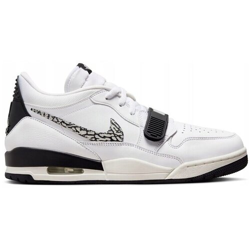 Nike Nizke superge Jordan Legacy 312 Črna Cene