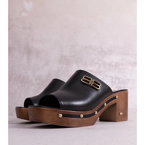 D/CEO Black sandals on a block heel Millo Cene